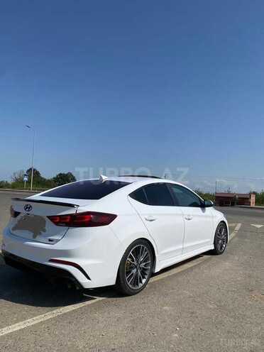 Hyundai Elantra 2016, 172,000 km - 1.6 л - Biləsuvar