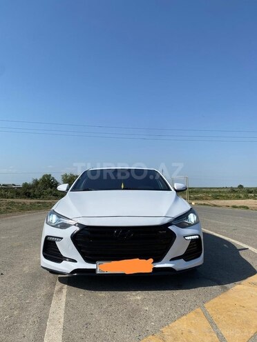 Hyundai Elantra 2016, 172,000 km - 1.6 л - Biləsuvar