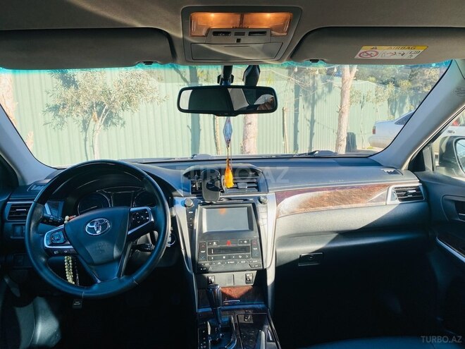 Toyota Camry-10