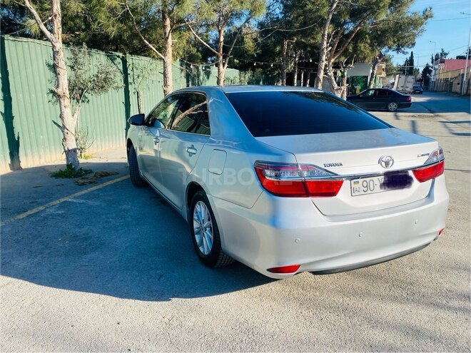 Toyota Camry-8