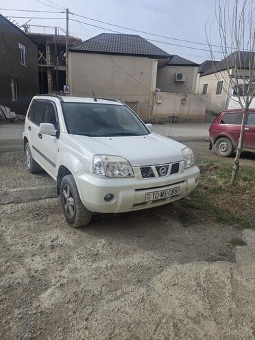 Nissan X-Trail 2011, 220,000 km - 2.5 л - Bakı