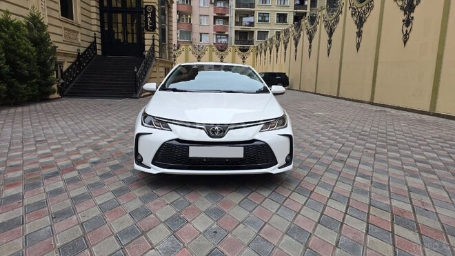 Toyota Corolla 2025, 13,000 km - 1.8 l - Bakı
