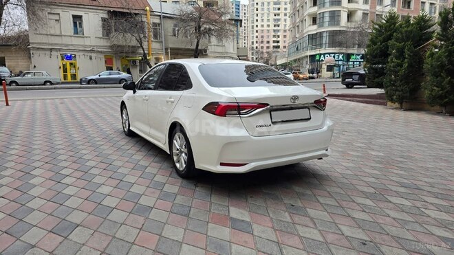 Toyota Corolla 2025, 13,000 km - 1.8 l - Bakı