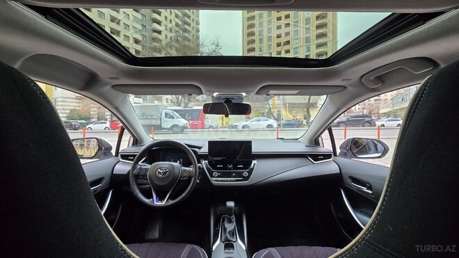 Toyota Corolla 2025, 13,000 km - 1.8 l - Bakı
