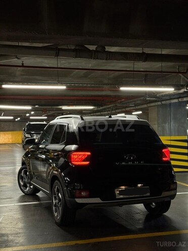 Hyundai Venue 2023, 29,000 km - 1.6 л - Bakı