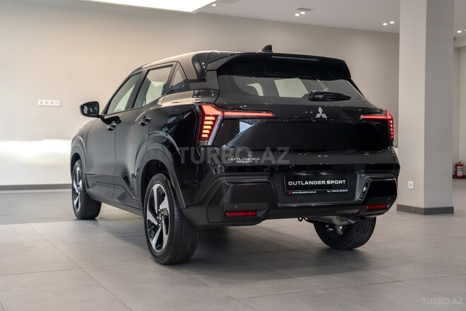 Mitsubishi Outlander Sport-5