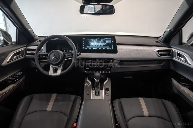 Mitsubishi Outlander Sport-9