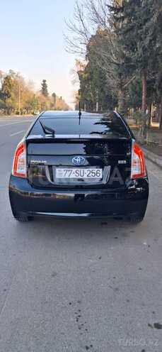 Toyota Prius 2015, 255,000 km - 1.8 л - Mingəçevir