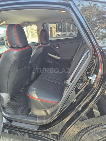 Toyota Prius 2015, 255,000 km - 1.8 л - Mingəçevir