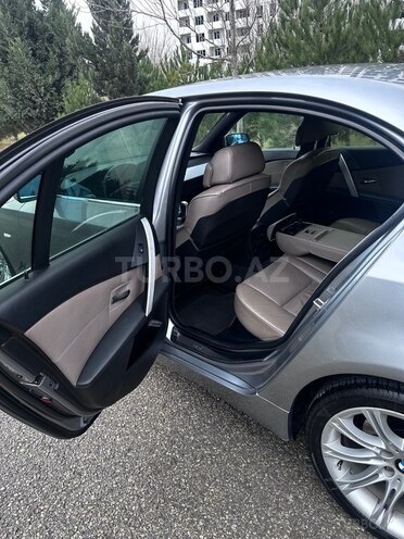 BMW 530 2006, 318,000 km - 3.0 l - Bakı