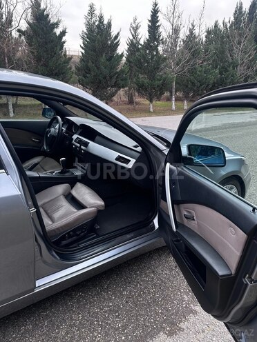 BMW 530 2006, 318,000 km - 3.0 l - Bakı