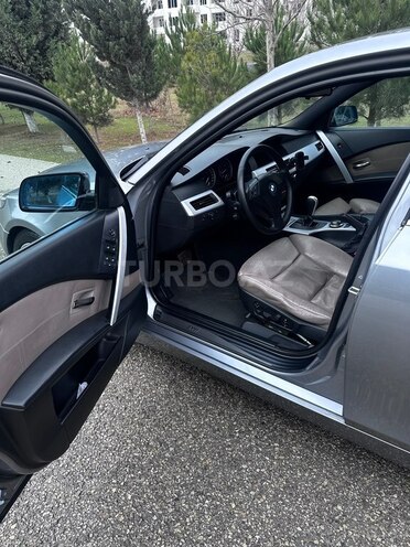BMW 530 2006, 318,000 km - 3.0 l - Bakı