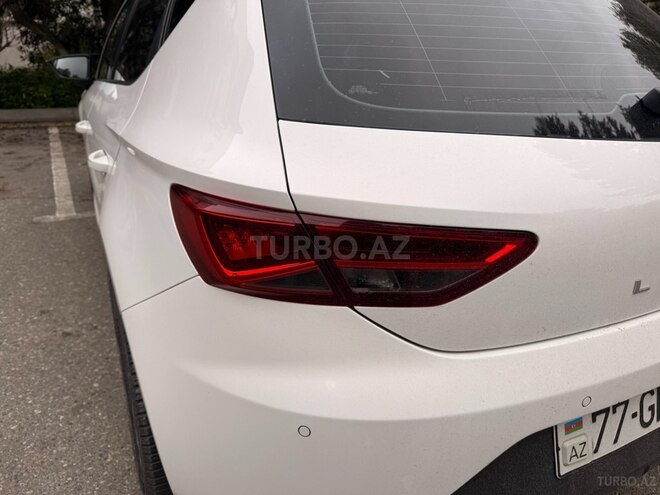 SEAT Leon-12