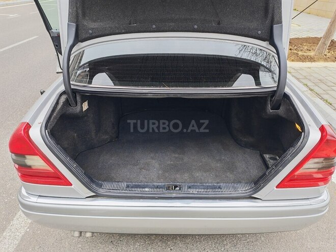 Mercedes C 220 1996, 321,000 km - 2.2 l - Bakı