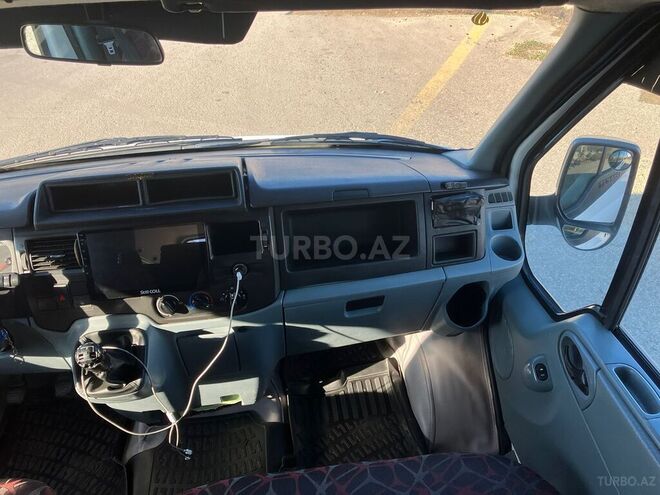 Ford Transit 2010, 670,000 km - 2.4 l - Bakı