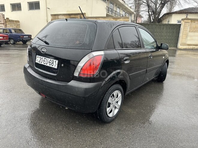 Kia Rio 2005, 390,600 km - 1.4 l - Şəki