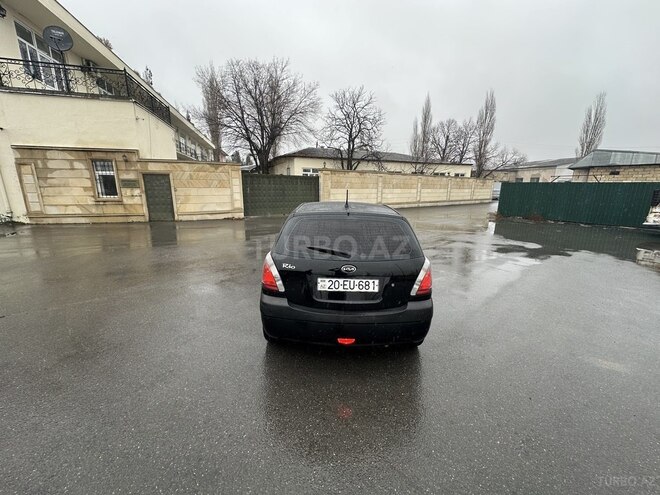 Kia Rio 2005, 390,600 km - 1.4 l - Şəki