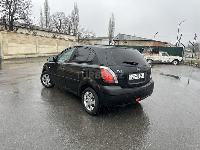 Kia Rio 2005, 390,600 km - 1.4 l - Şəki