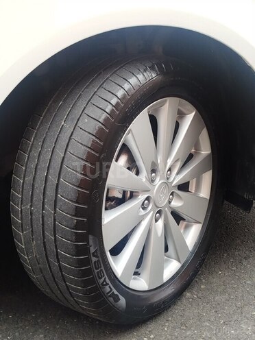 Hyundai Sonata 2009, 368,000 km - 2.4 l - Gəncə