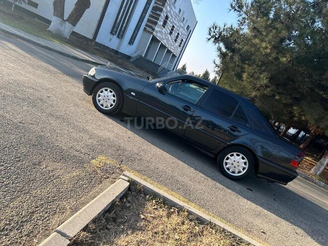 Mercedes C 200 1998, 307,400 km - 2.0 л - Ağcabədi