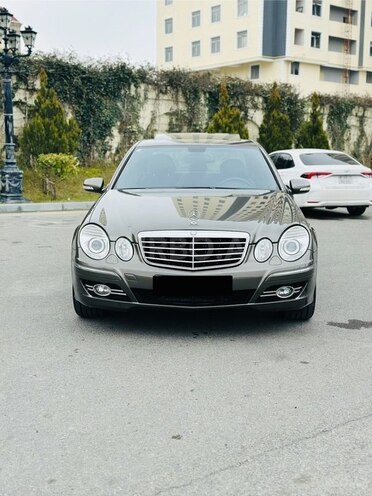 Mercedes E 230 2007, 267,550 km - 2.5 l - Bakı