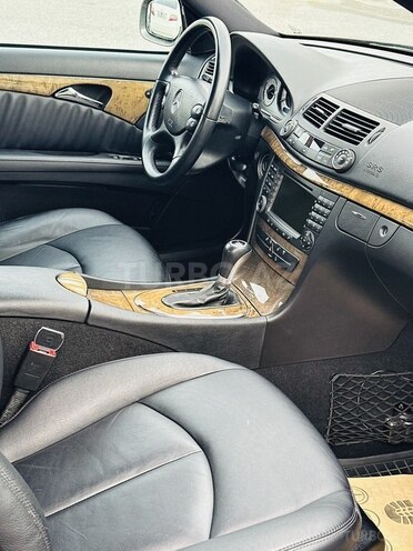 Mercedes E 230 2007, 267,550 km - 2.5 l - Bakı
