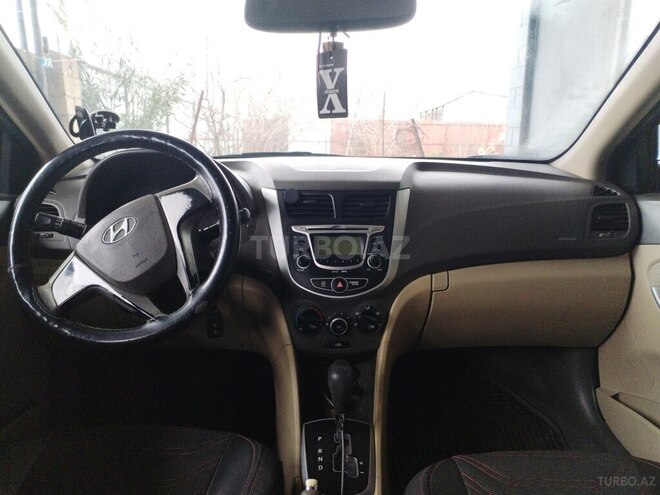 Hyundai Accent 2012, 418,429 km - 1.6 l - Xaçmaz