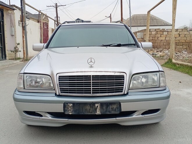 Mercedes C 220 2000, 375,416 km - 2.2 l - Bakı