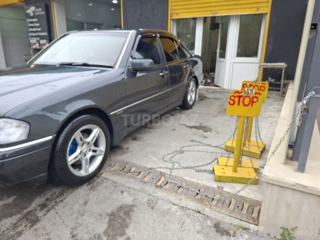 Mercedes C 220 1995, 247,000 km - 2.2 л - Bakı