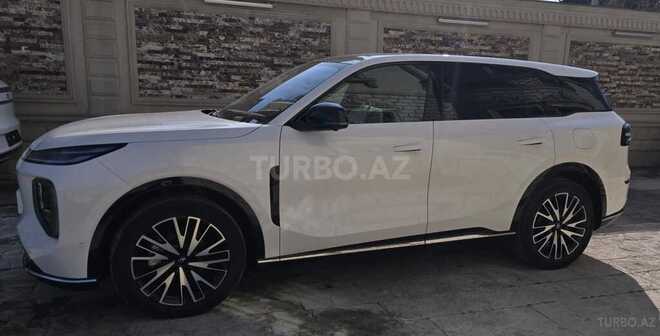 Changan Qiyuan Q07-5