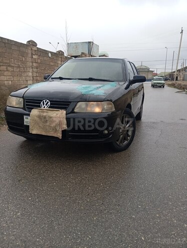 Volkswagen  2005, 240,000 km - 1.8 л - Bakı