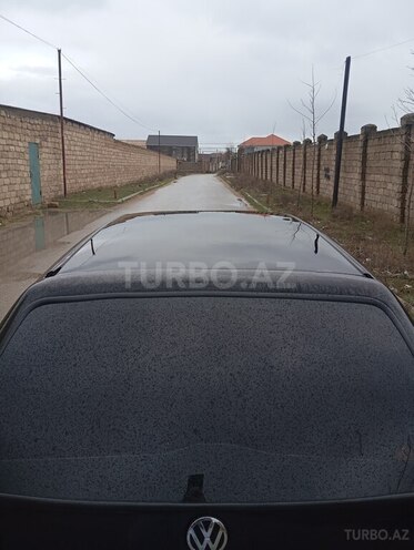 Volkswagen  2005, 240,000 km - 1.8 л - Bakı
