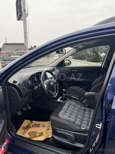 Hyundai i30 2011, 227,000 km - 1.4 л - Bakı