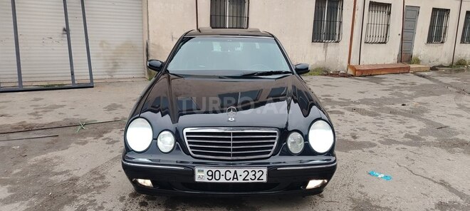 Mercedes E 240 1999, 425,000 km - 2.4 l - Bakı