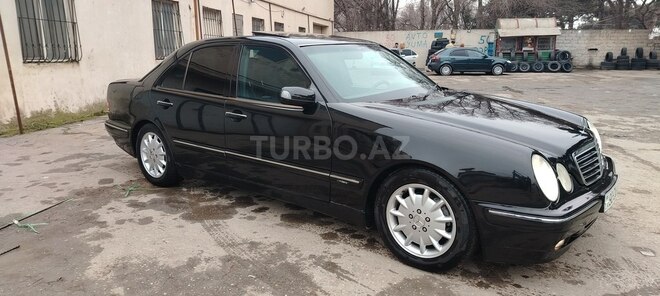 Mercedes E 240 1999, 425,000 km - 2.4 l - Bakı