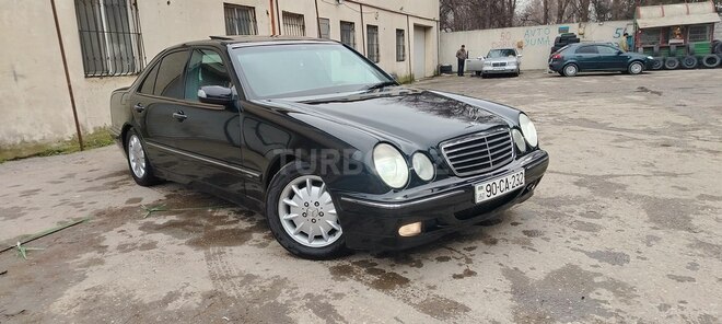 Mercedes E 240 1999, 425,000 km - 2.4 l - Bakı