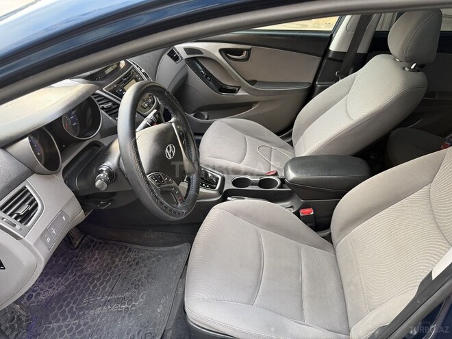 Hyundai Elantra 2015, 103,803 km - 1.8 л - Bakı