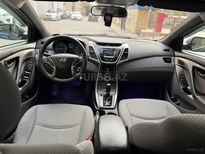 Hyundai Elantra 2015, 103,803 km - 1.8 л - Bakı