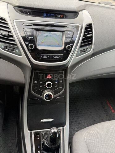 Hyundai Elantra 2015, 103,803 km - 1.8 л - Bakı
