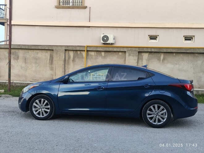 Hyundai Elantra 2015, 281,635 km - 1.8 l - Bakı