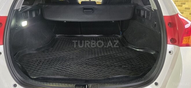 Toyota Auris-6