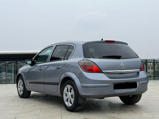 Opel Astra 2004, 230,000 km - 1.4 l - Bakı