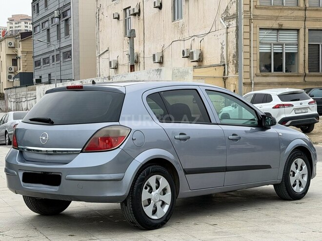 Opel Astra 2004, 230,000 km - 1.4 l - Bakı