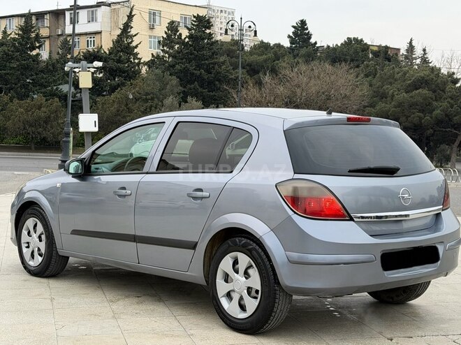 Opel Astra 2004, 230,000 km - 1.4 l - Bakı