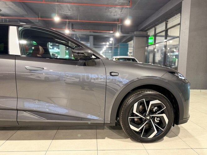 Changan Deepal S07-11