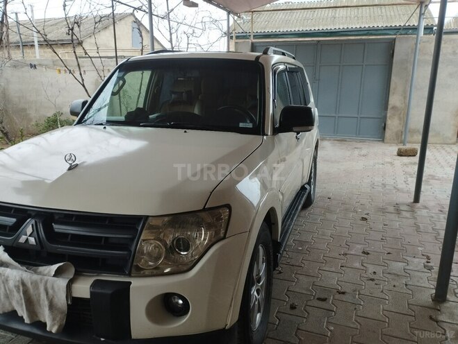 Mitsubishi Pajero 2007, 425,000 km - 3.0 л - Bakı