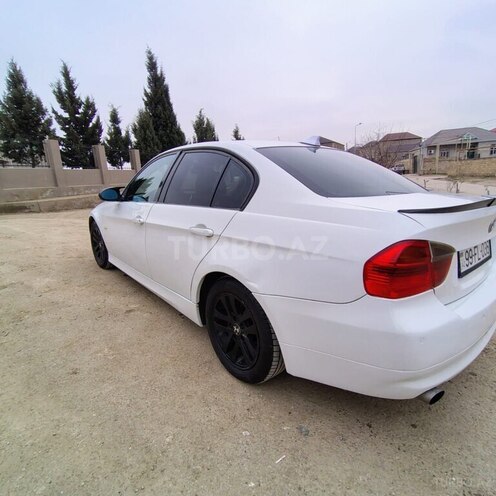 BMW 320-6
