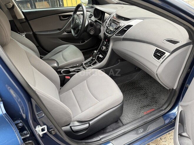 Hyundai Elantra 2015, 103,803 km - 1.8 л - Bakı