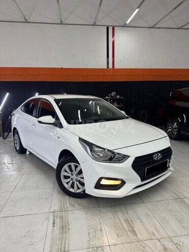 Hyundai Accent 2019, 121,631 km - 1.4 l - Bakı