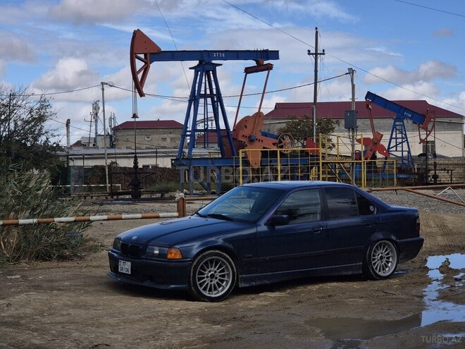 BMW 320 1995, 300,000 km - 2.0 l - Bakı